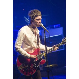 Noel Gallaghers 200x300 sqt