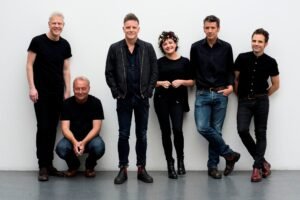 deacon blue 3