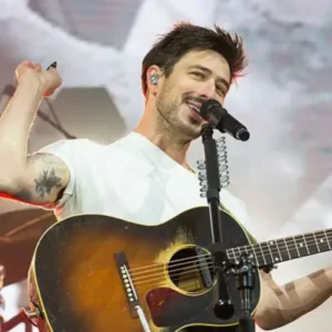 buses to mumford and sons