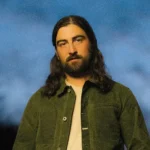 bus to noah kahan